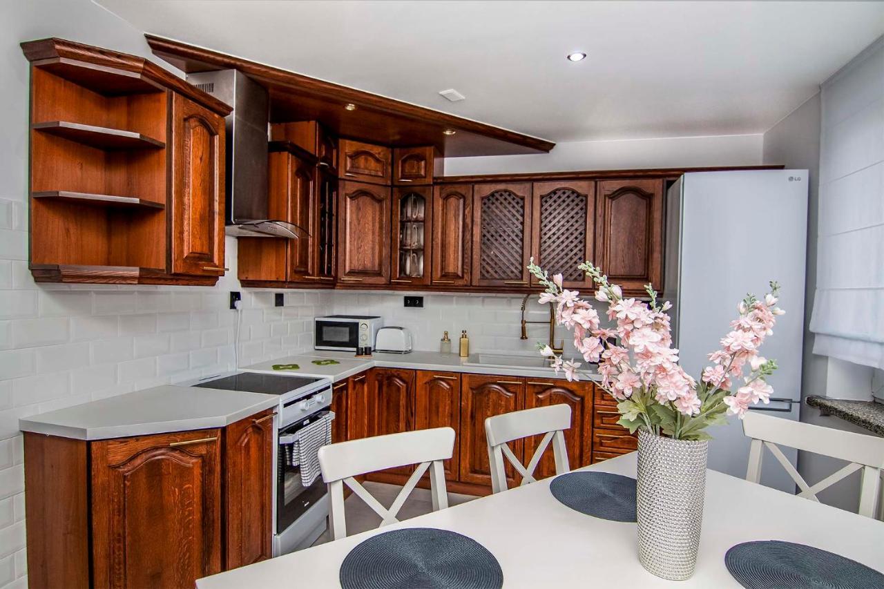 Widok Na Gorke Apartment Chelm Luaran gambar